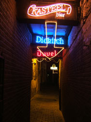 Alleyway leading to pub in Brussels